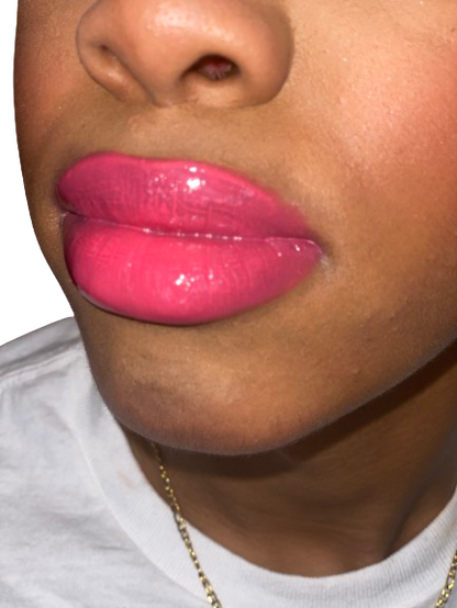 GLOSS QUEEN RUNWAY LIPS